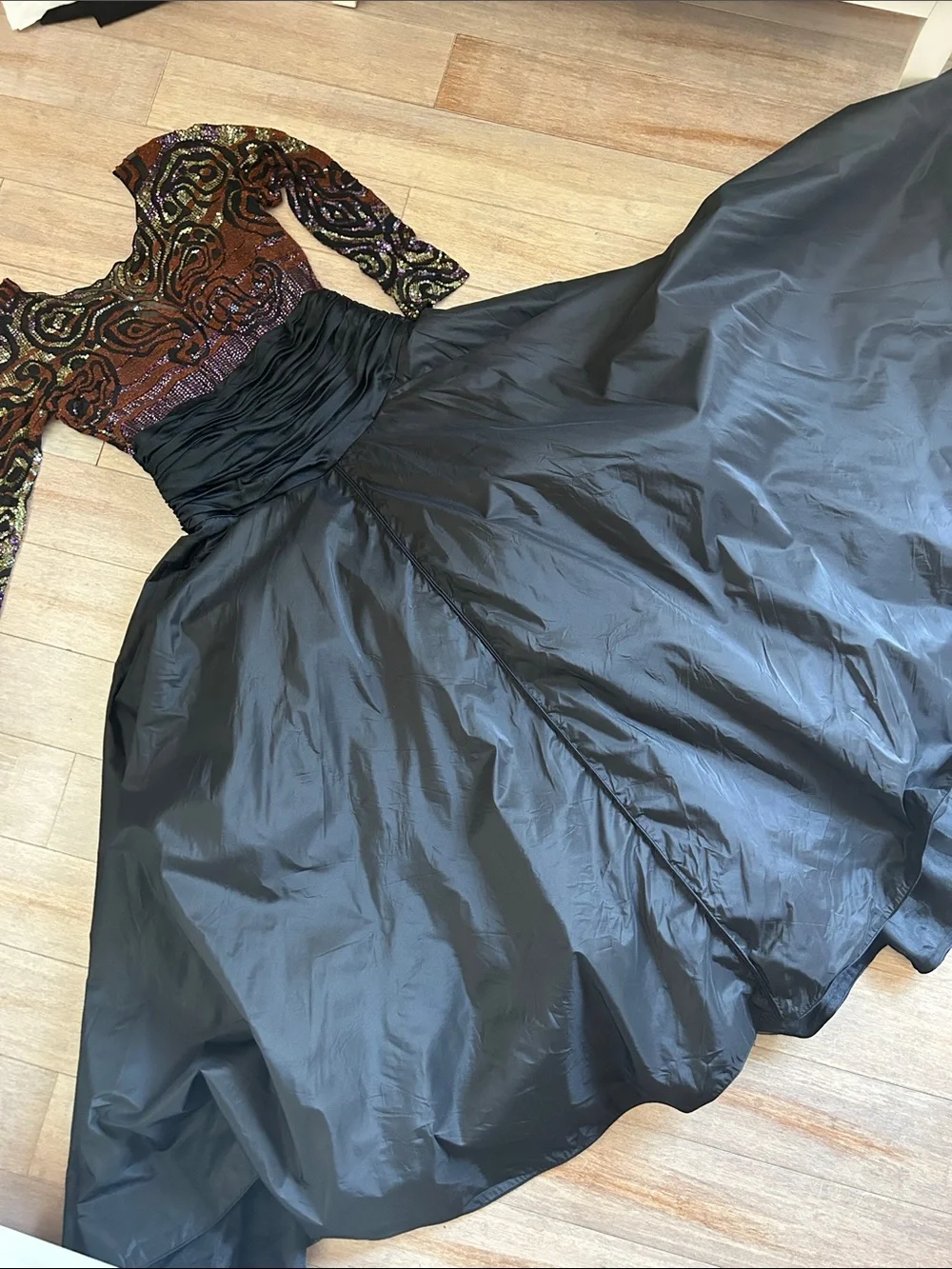 VTG  Neil Bieff Sequin beaded top maxi taffeta tulle lined cocktail opera dress